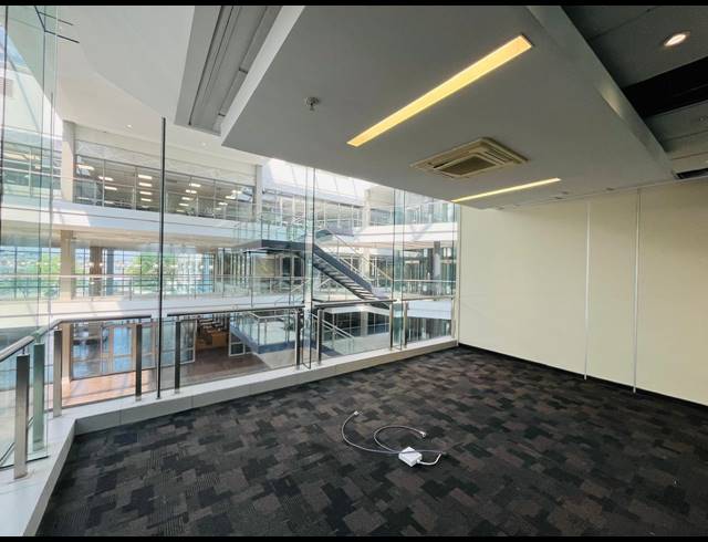 3,000M² OFFICE TO LET IN WATERFALL